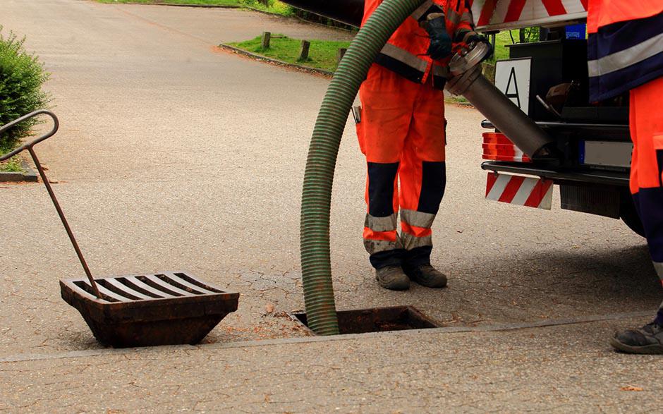 entreprise pour déboucher canalisation Lissy